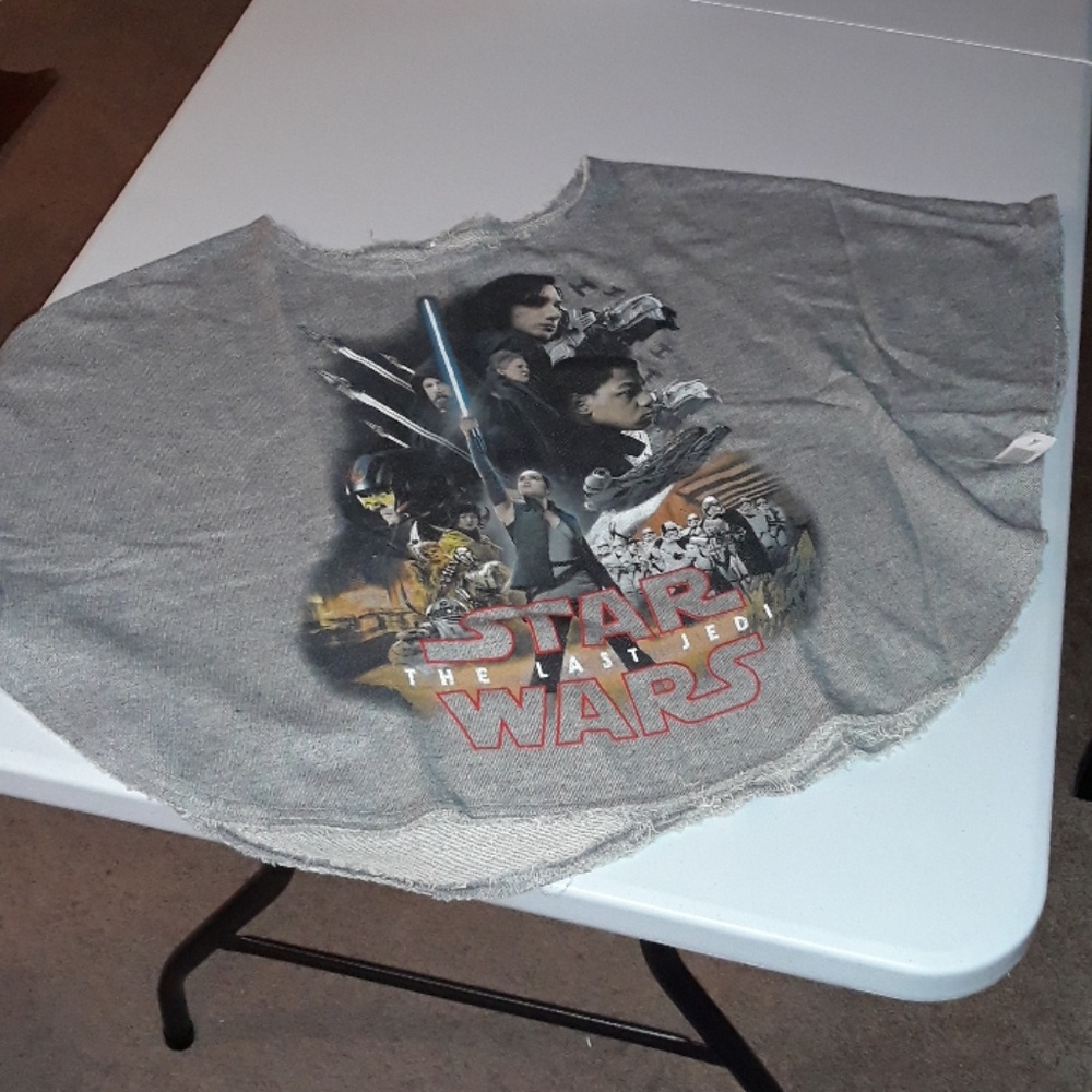 BRAND NEW! Star Wars Poncho Style Sweatshirt